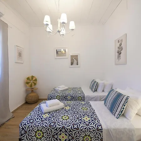 Mz Mykonos Rock Pánormos