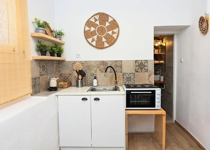 Mz Mykonos Rock Pánormos