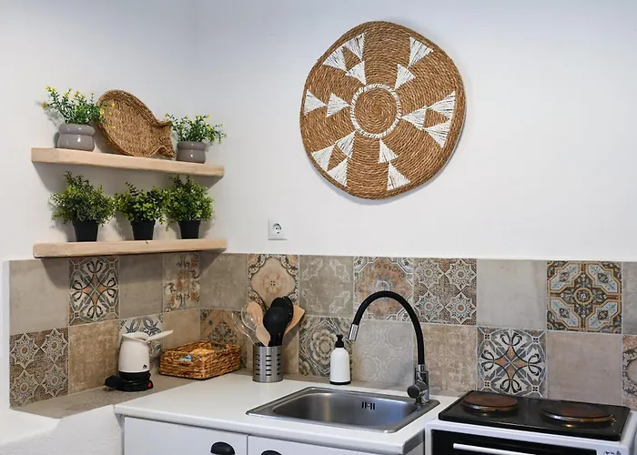 Mz Mykonos Rock Pánormos