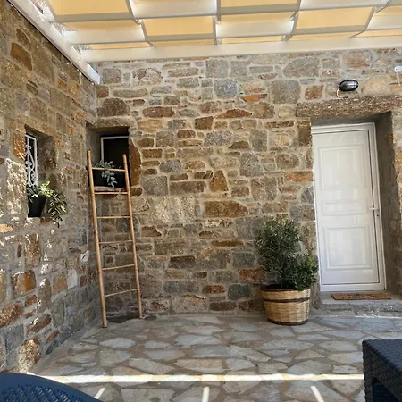 Mz Mykonos Rock * Panormos (Tinos)